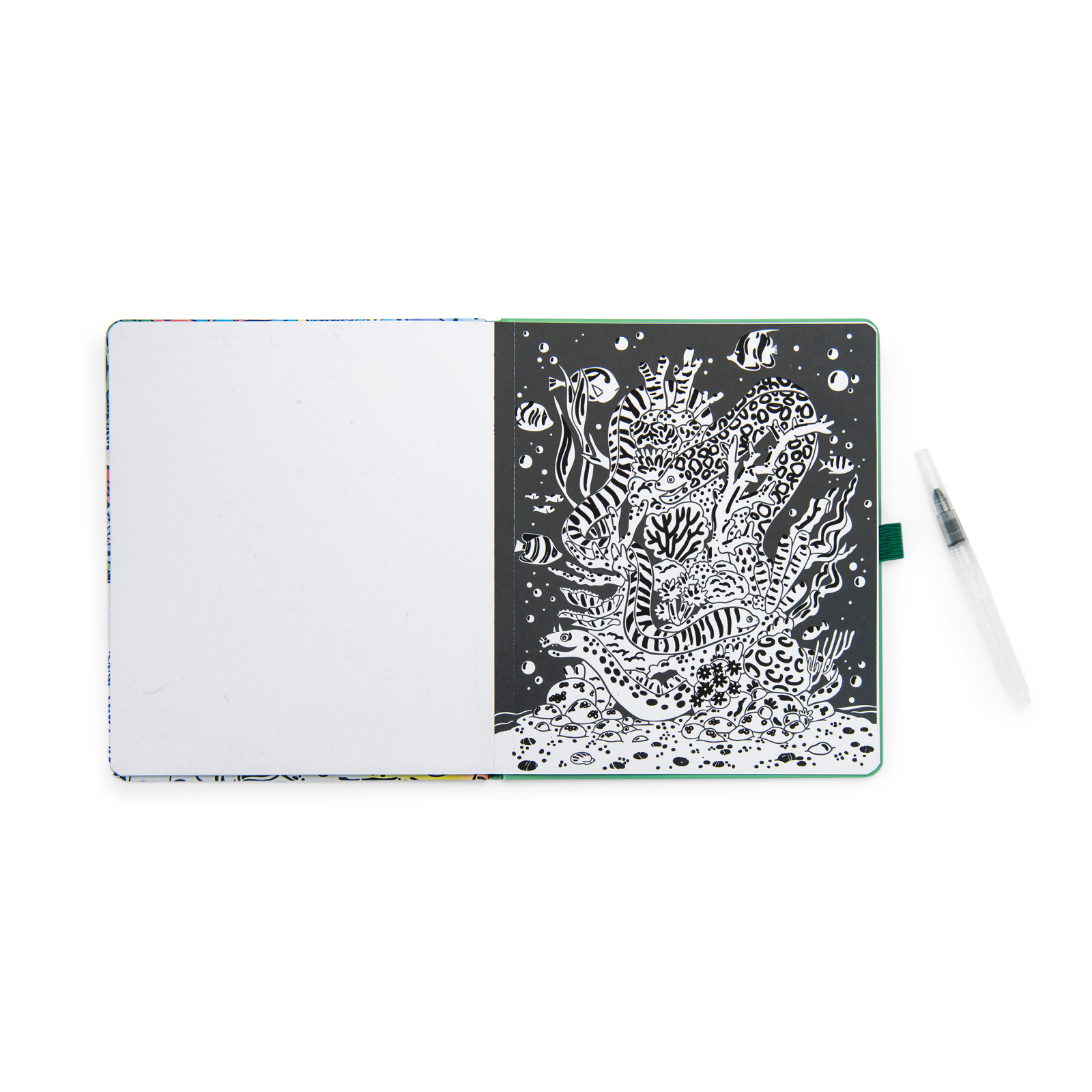 Autour du monde magic watercolour colouring book - Image 2